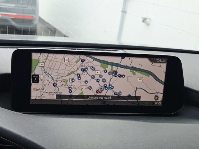 Mazda Mazda3 Vehicle Full-screen Gallery Image 24