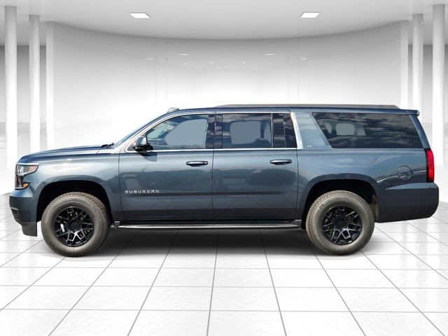 Chevrolet Suburban Vehicle Full-screen Gallery Image 02