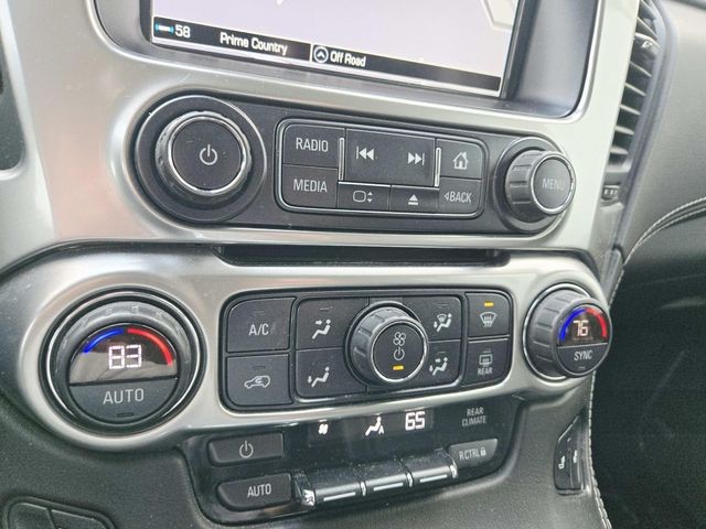 Chevrolet Suburban Vehicle Full-screen Gallery Image 27