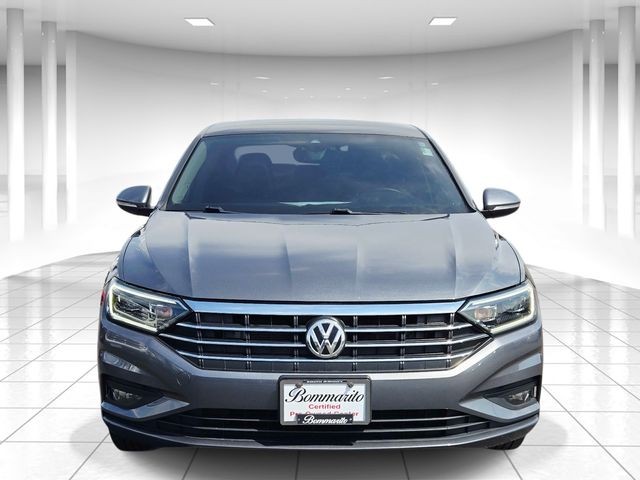 Volkswagen Jetta Vehicle Full-screen Gallery Image 05
