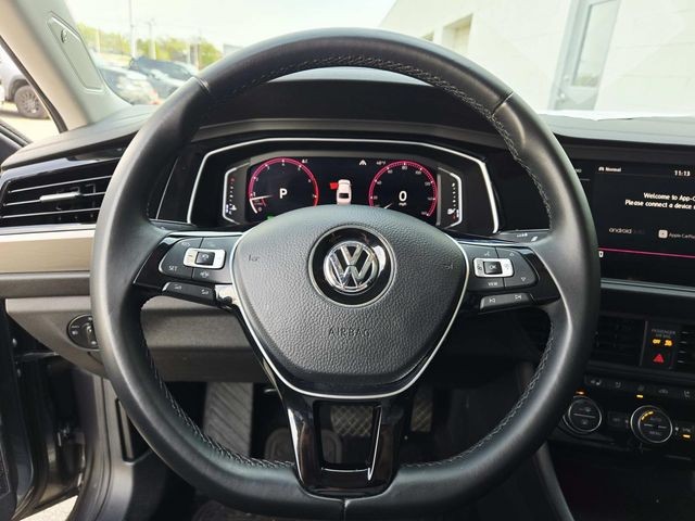 Volkswagen Jetta Vehicle Full-screen Gallery Image 07