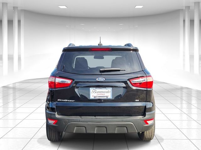 Ford EcoSport Vehicle Full-screen Gallery Image 04