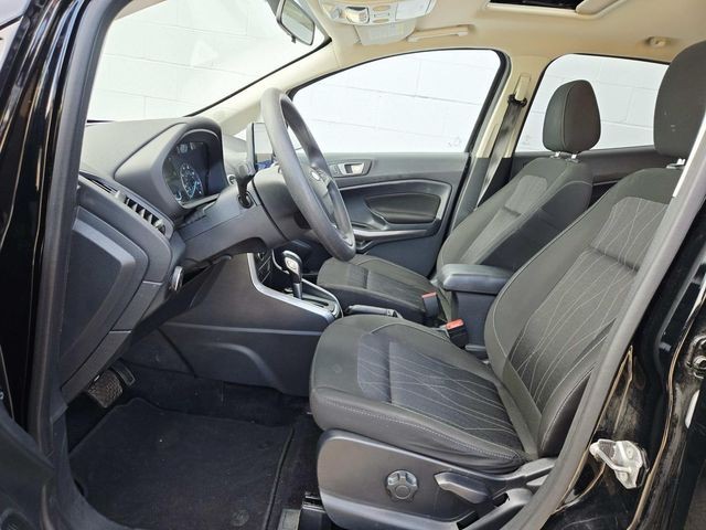 Ford EcoSport Vehicle Full-screen Gallery Image 09