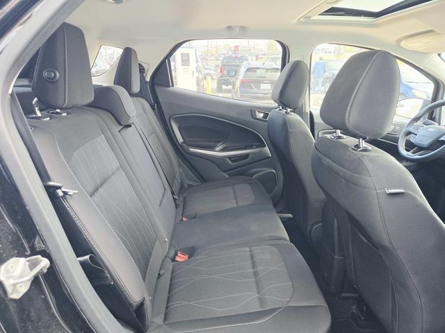 Ford EcoSport Vehicle Full-screen Gallery Image 12