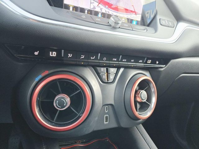 Chevrolet Blazer Vehicle Full-screen Gallery Image 25