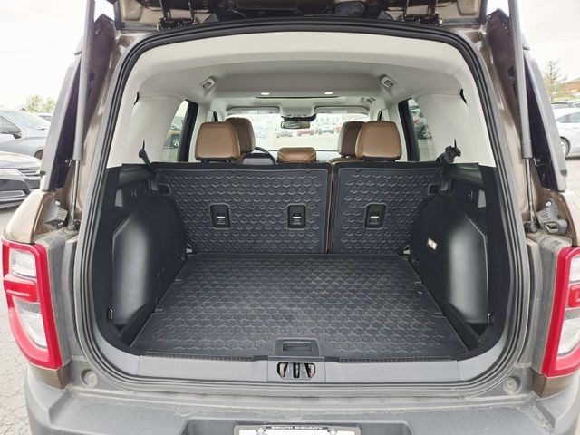 Ford Bronco Sport Vehicle Full-screen Gallery Image 11