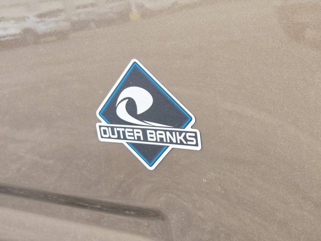 Ford Bronco Sport Vehicle Full-screen Gallery Image 15