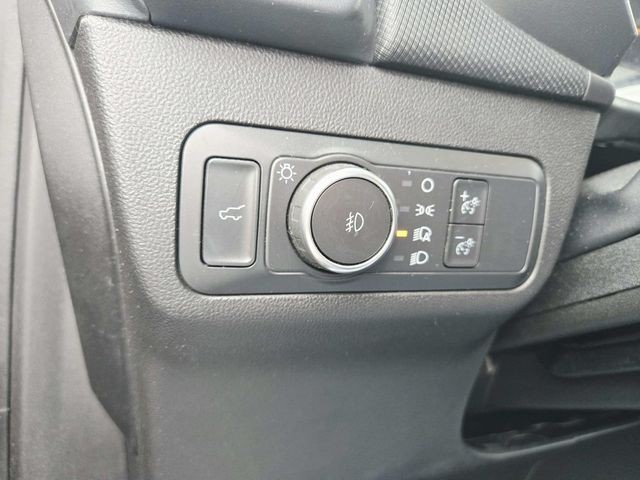 Ford Bronco Sport Vehicle Full-screen Gallery Image 32