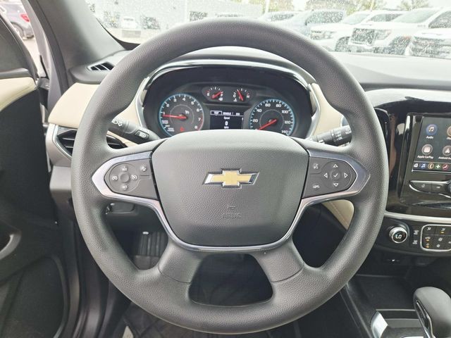 Chevrolet Traverse Vehicle Full-screen Gallery Image 17