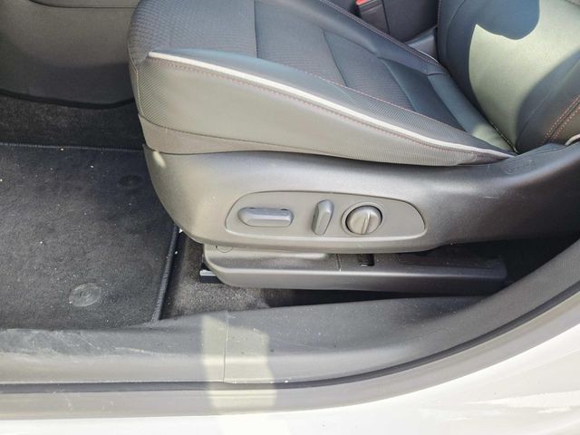 Chevrolet Trailblazer Vehicle Full-screen Gallery Image 28