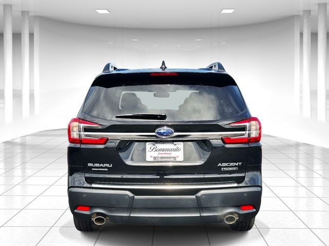 Subaru Ascent Vehicle Full-screen Gallery Image 04