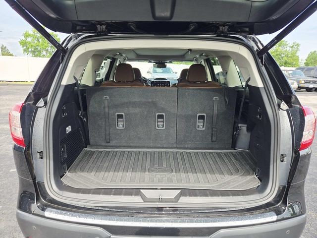 Subaru Ascent Vehicle Full-screen Gallery Image 12