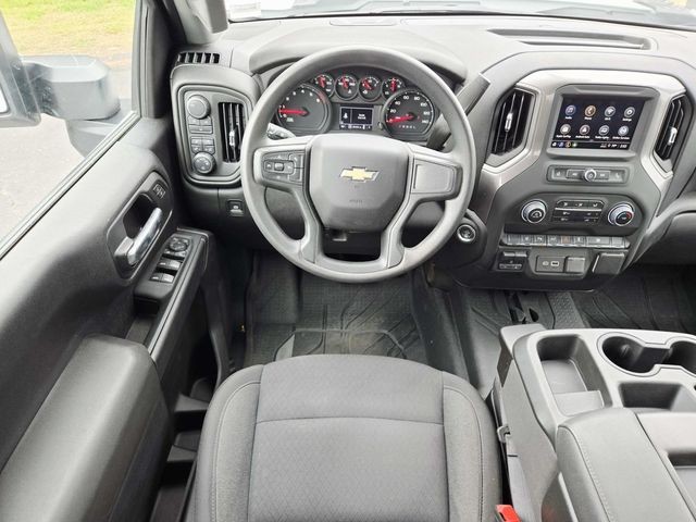 Chevrolet Silverado 2500HD Vehicle Full-screen Gallery Image 07