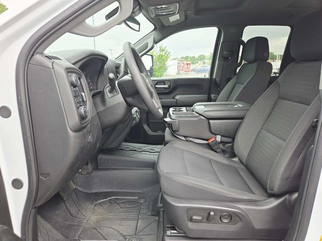 Chevrolet Silverado 2500HD Vehicle Full-screen Gallery Image 08