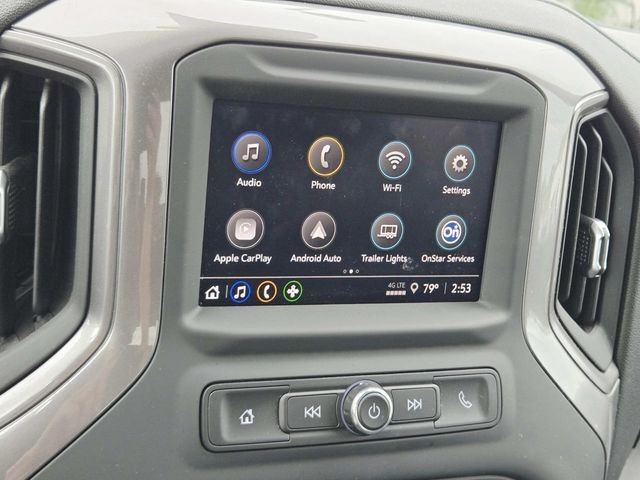 Chevrolet Silverado 2500HD Vehicle Full-screen Gallery Image 23