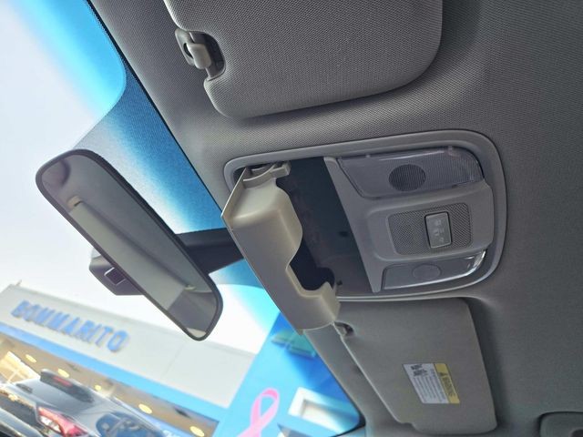 Kia Optima Vehicle Full-screen Gallery Image 26