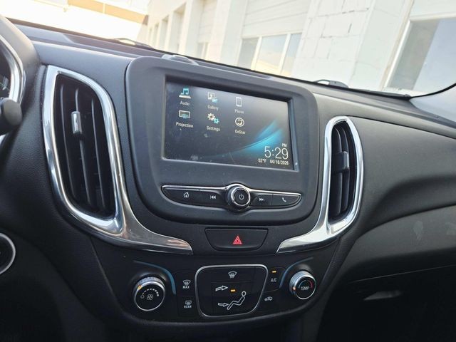 Chevrolet Equinox Vehicle Full-screen Gallery Image 08
