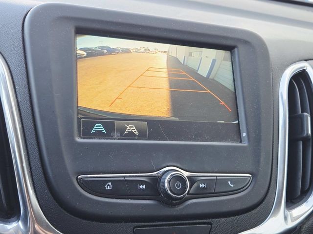Chevrolet Equinox Vehicle Full-screen Gallery Image 10
