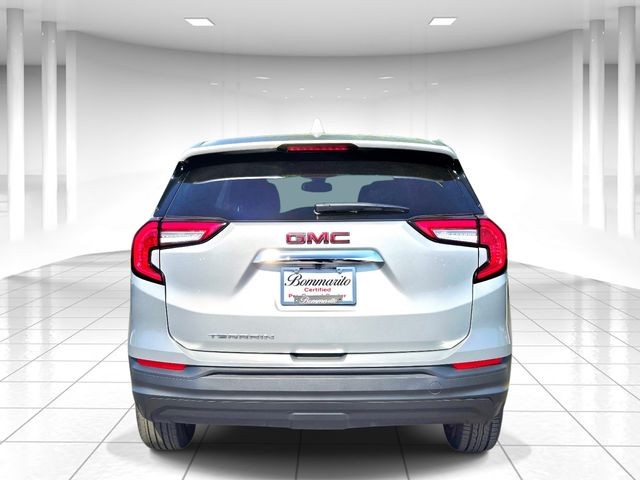 GMC Terrain Vehicle Full-screen Gallery Image 04
