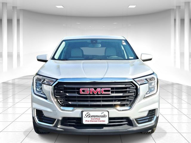 GMC Terrain Vehicle Full-screen Gallery Image 05