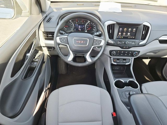 GMC Terrain Vehicle Full-screen Gallery Image 07