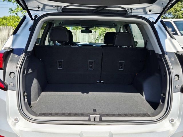 GMC Terrain Vehicle Full-screen Gallery Image 10