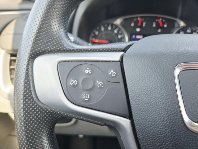 GMC Terrain Vehicle Full-screen Gallery Image 16