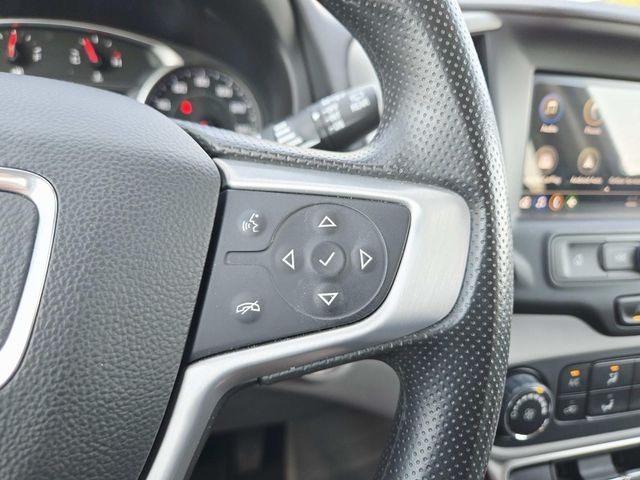 GMC Terrain Vehicle Full-screen Gallery Image 17