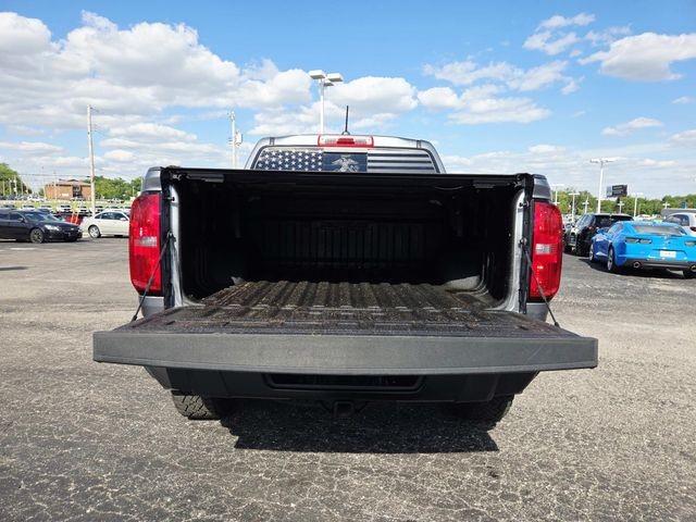 Chevrolet Colorado Vehicle Full-screen Gallery Image 10
