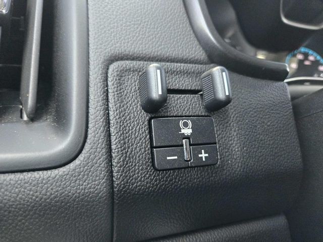 Chevrolet Colorado Vehicle Full-screen Gallery Image 33