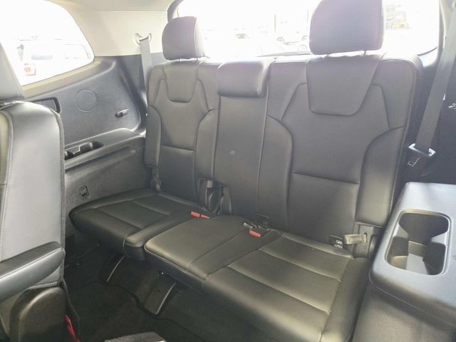 Kia Telluride Vehicle Full-screen Gallery Image 11