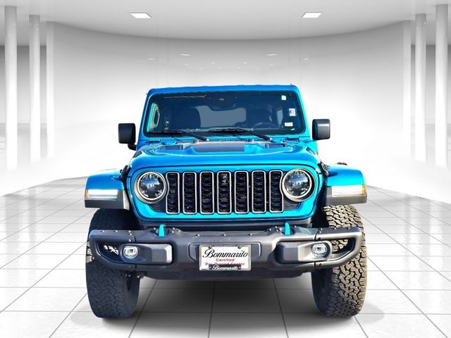 Jeep Wrangler 4xe Vehicle Full-screen Gallery Image 05