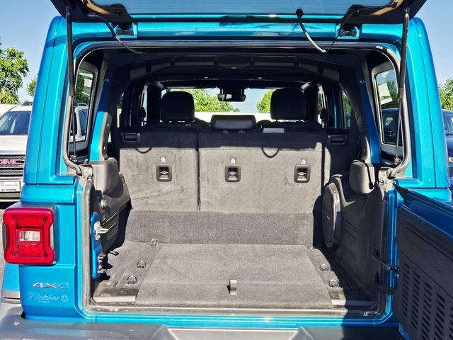 Jeep Wrangler 4xe Vehicle Full-screen Gallery Image 11