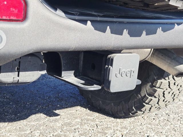 Jeep Wrangler 4xe Vehicle Full-screen Gallery Image 18