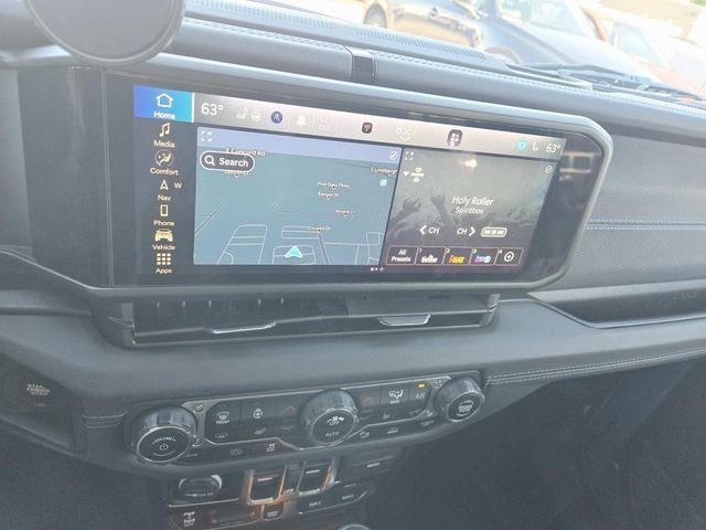 Jeep Wrangler 4xe Vehicle Full-screen Gallery Image 24