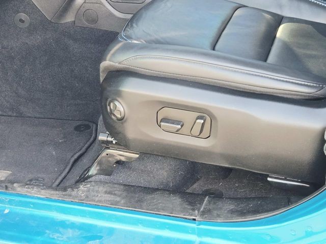 Jeep Wrangler 4xe Vehicle Full-screen Gallery Image 38