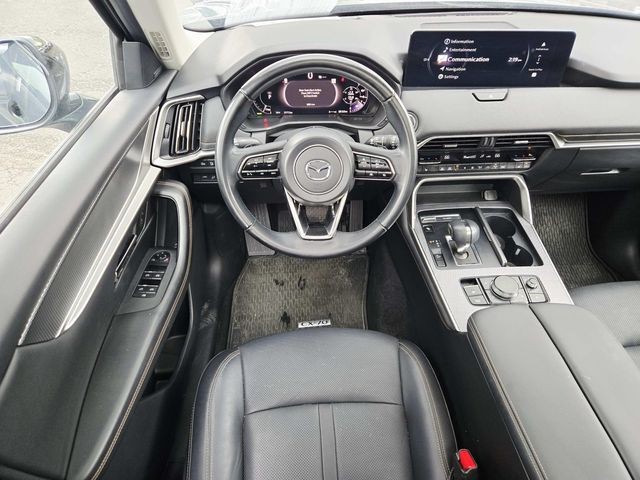 Mazda CX-70 PHEV Vehicle Full-screen Gallery Image 08