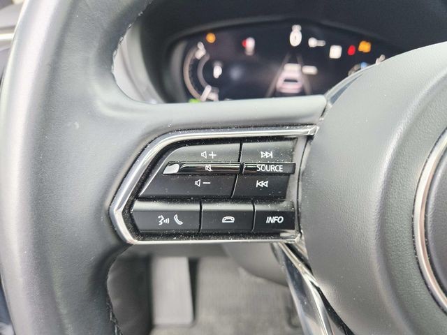 Mazda CX-70 PHEV Vehicle Full-screen Gallery Image 17