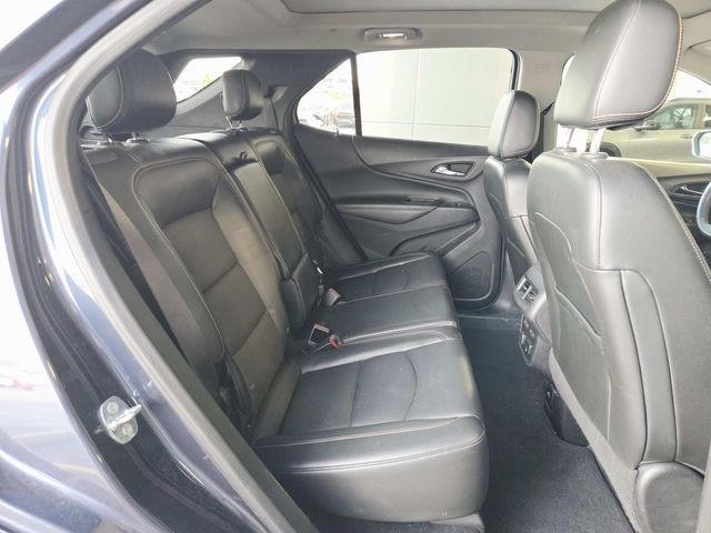 Chevrolet Equinox Vehicle Full-screen Gallery Image 12