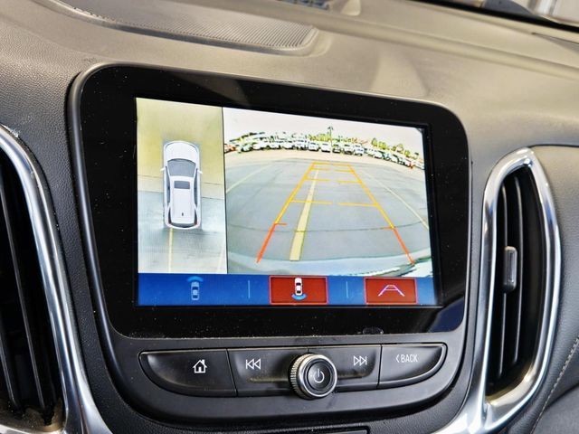 Chevrolet Equinox Vehicle Full-screen Gallery Image 23