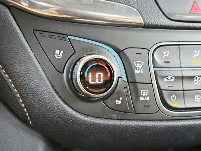 Chevrolet Equinox Vehicle Full-screen Gallery Image 25