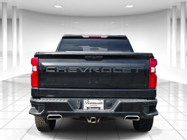Chevrolet Silverado 1500 Vehicle Full-screen Gallery Image 04