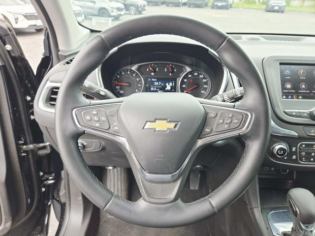 Chevrolet Equinox Vehicle Full-screen Gallery Image 15