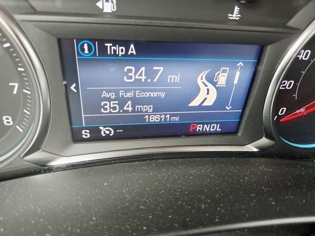 Chevrolet Equinox Vehicle Full-screen Gallery Image 19