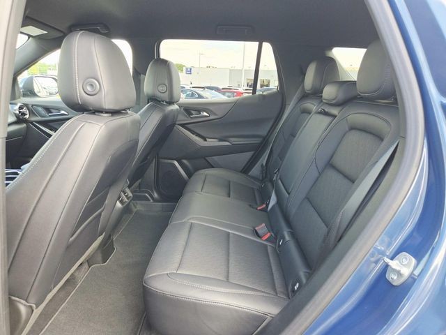 Chevrolet Equinox Vehicle Full-screen Gallery Image 09