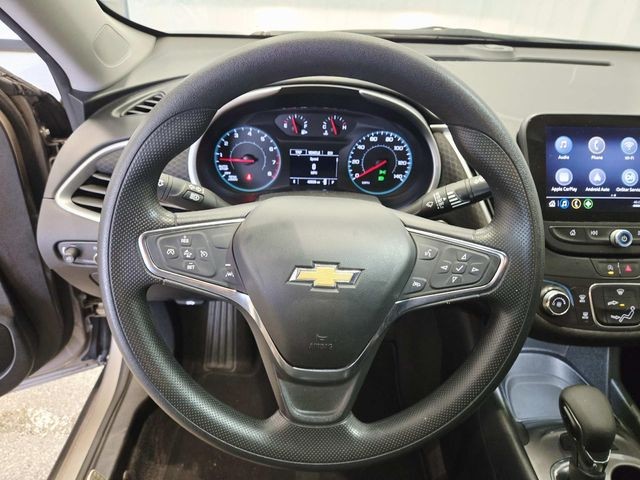Chevrolet Malibu Vehicle Full-screen Gallery Image 15