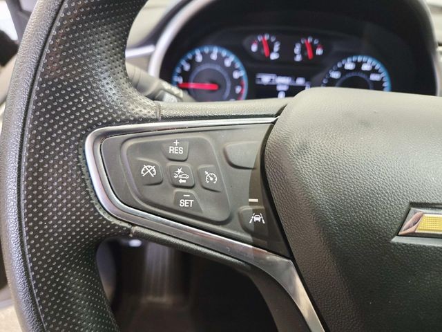 Chevrolet Malibu Vehicle Full-screen Gallery Image 16