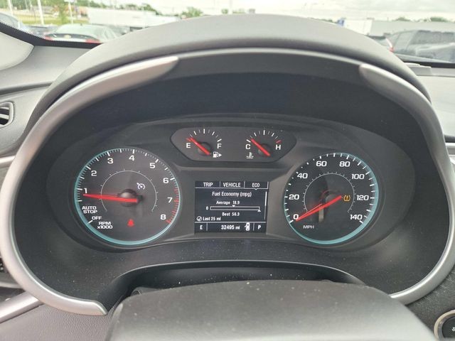 Chevrolet Malibu Vehicle Full-screen Gallery Image 19