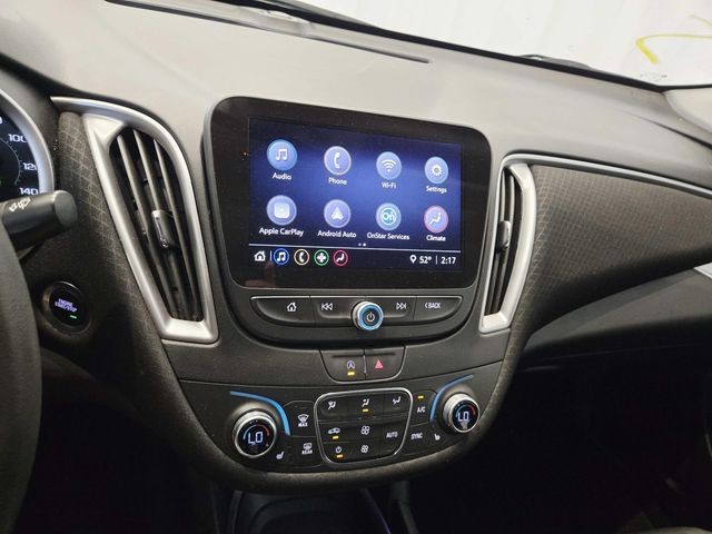 Chevrolet Malibu Vehicle Full-screen Gallery Image 20