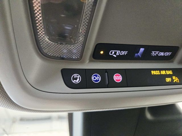 Chevrolet Malibu Vehicle Full-screen Gallery Image 27